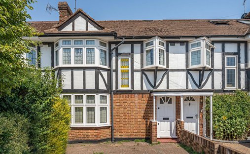 House in Kingston Upon Thames, Royal Borough of Kingston upon Thames, England 1