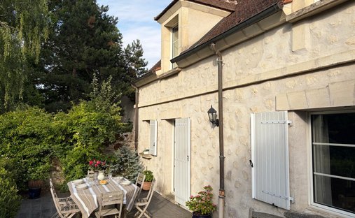 Casa a Chamant, Alta Francia, Francia 1