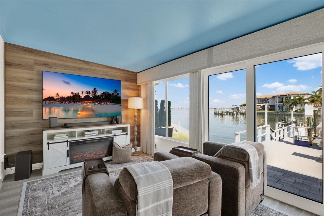 Townhouse in Madeira Beach, Florida, United States 4 - 18330689