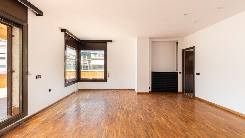 Apartment in Sarrià-Sant Gervasi, Barcelona, Spain 5 - 18331115