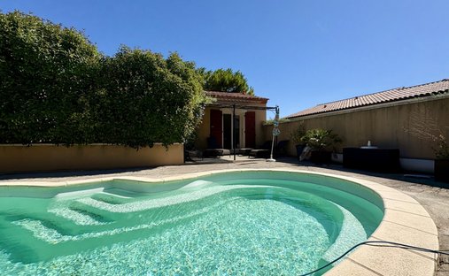 Country House in Peyriac-de-Mer, Occitania, France 1