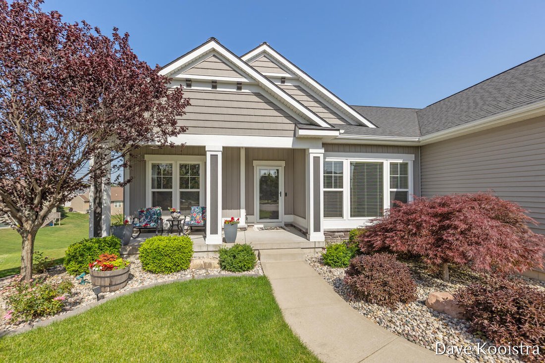 House in Byron Center, Michigan, United States 2 - 18329615
