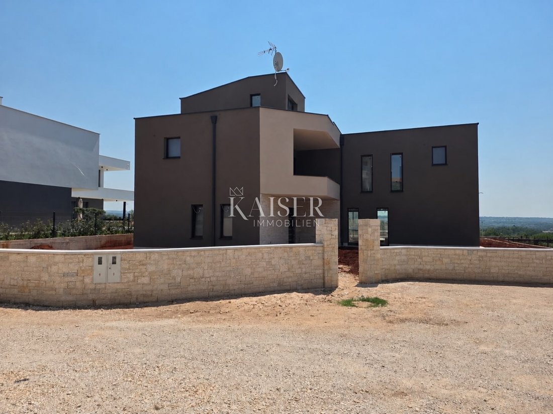 Villa in Porec, Istria County, Croatia 4 - 13451207