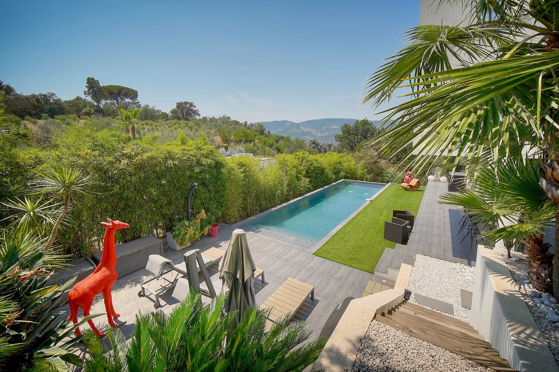 Villa in La Roquette-sur-Siagne, Provence-Alpes-Côte d'Azur, France 3 - 18321338