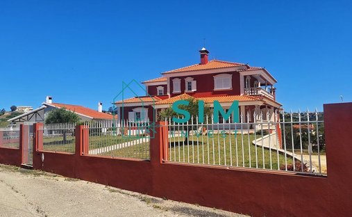 House in Mafra, Lisbon, Portugal 1