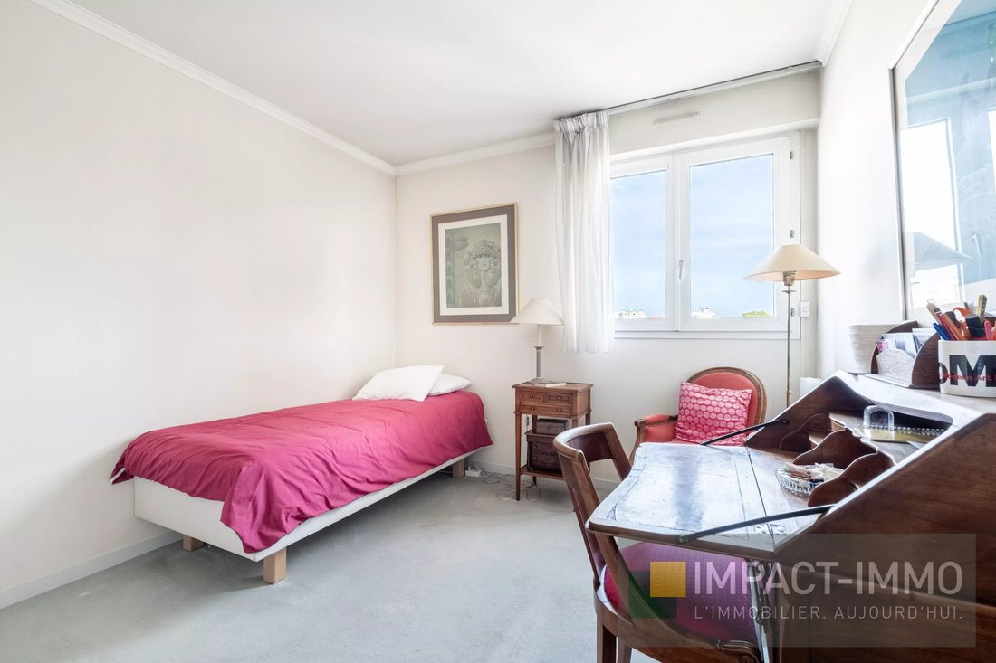 Apartment in Hôtel de Ville, Courbevoie, France 4 - 18328293