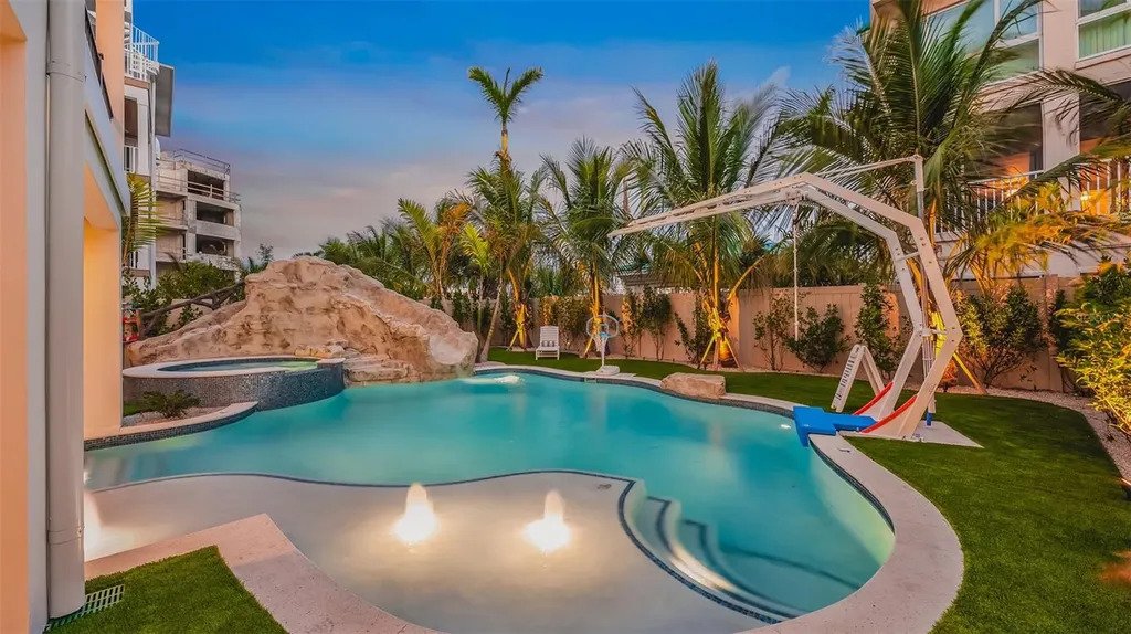 House in Siesta Key, Florida, United States 5 - 18332230
