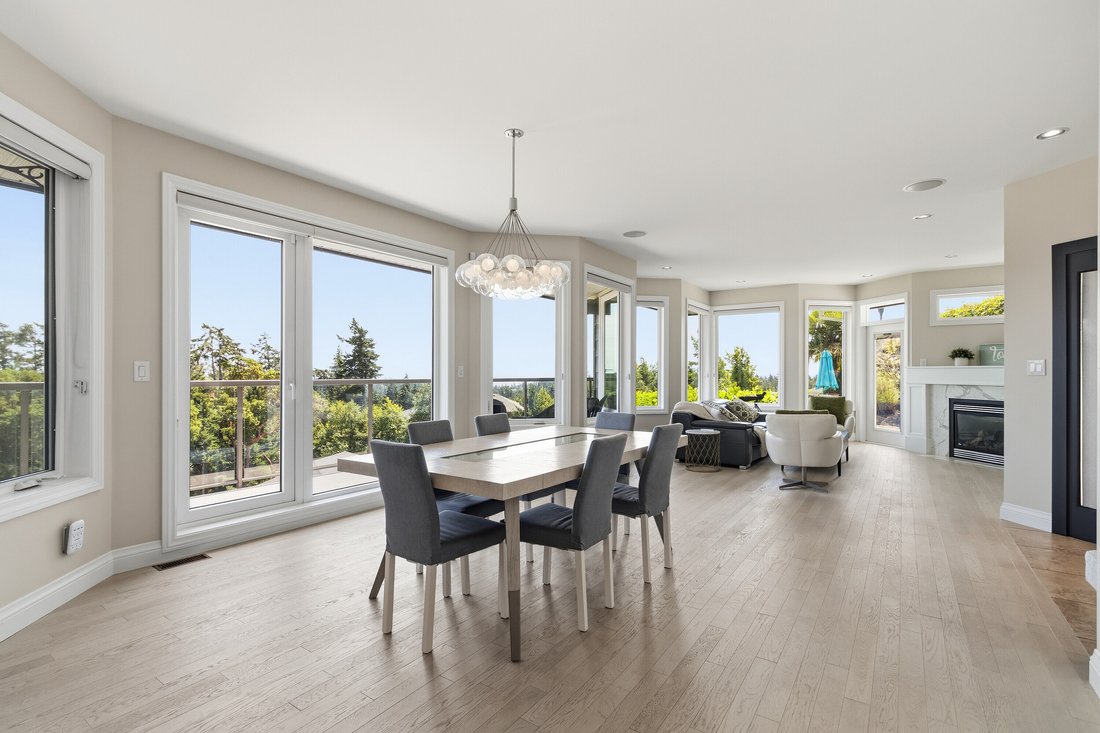 House in Colwood, British Columbia, Canada 2 - 18328726