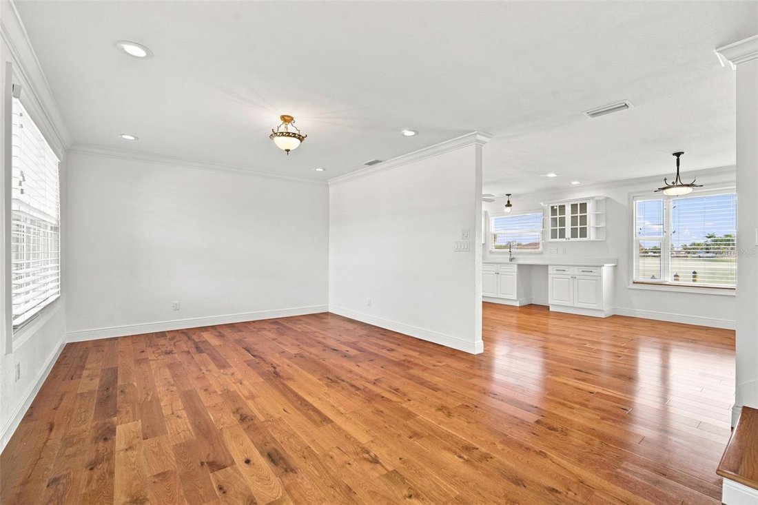 House in Madeira Beach, Florida, United States 5 - 18330747