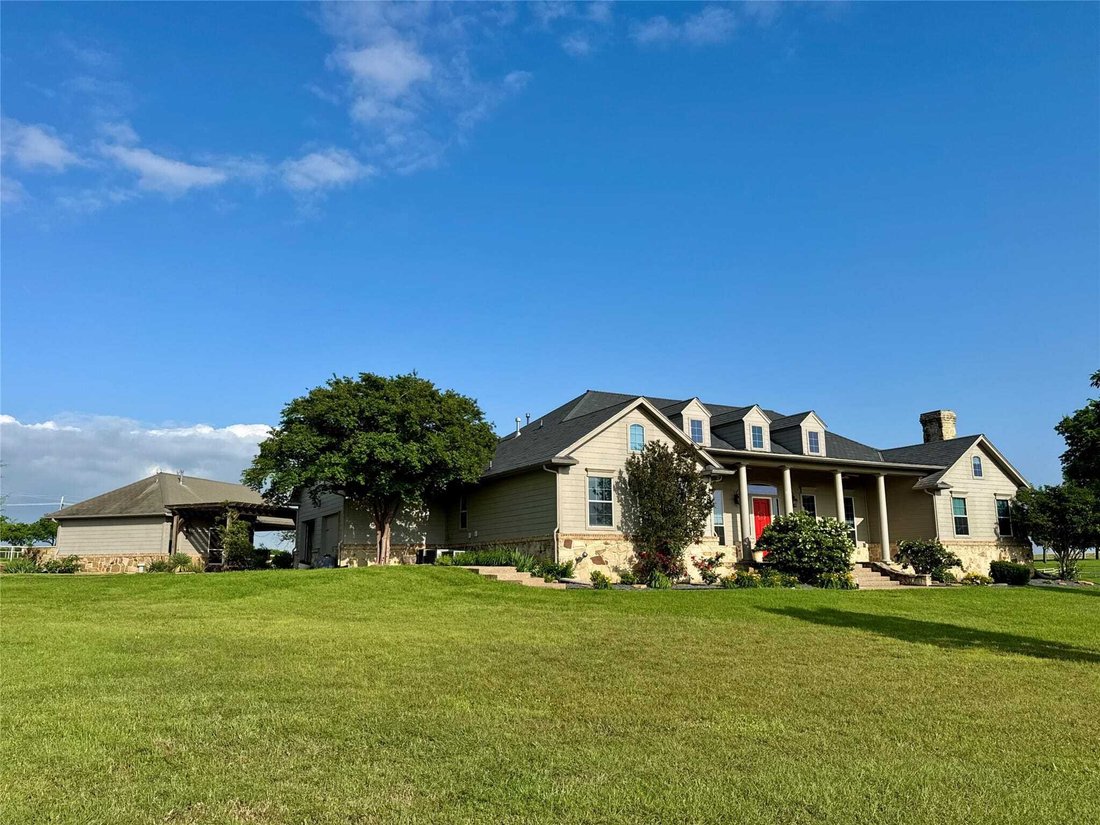 House in Pilot Point, Texas, United States 3 - 17801582