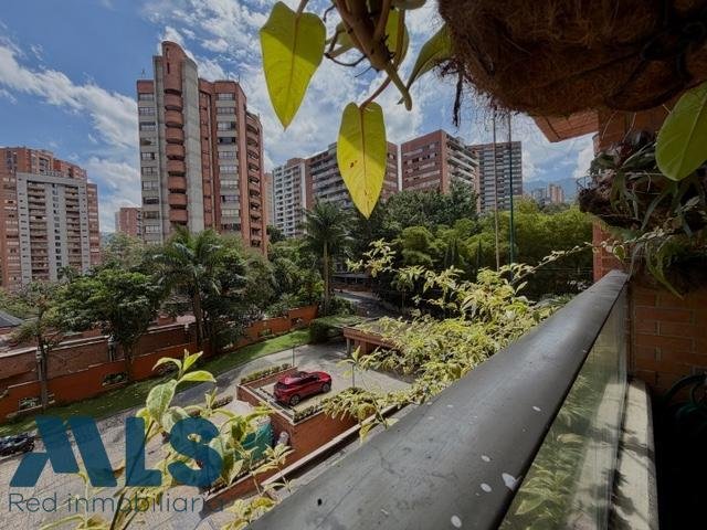 Apartment in Medellín, Antioquia, Colombia 5 - 18327365