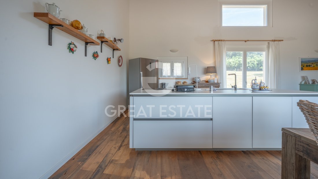Estate in Todi, Umbria, Italy 5 - 18329774