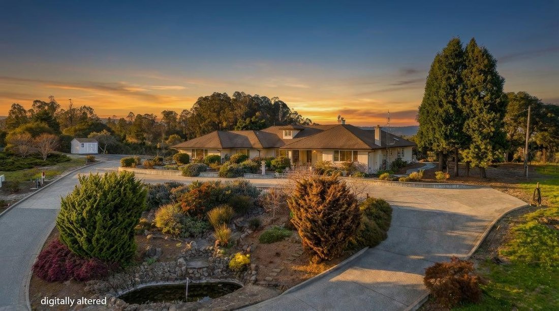 House in Watsonville, California, United States 1 - 18330324