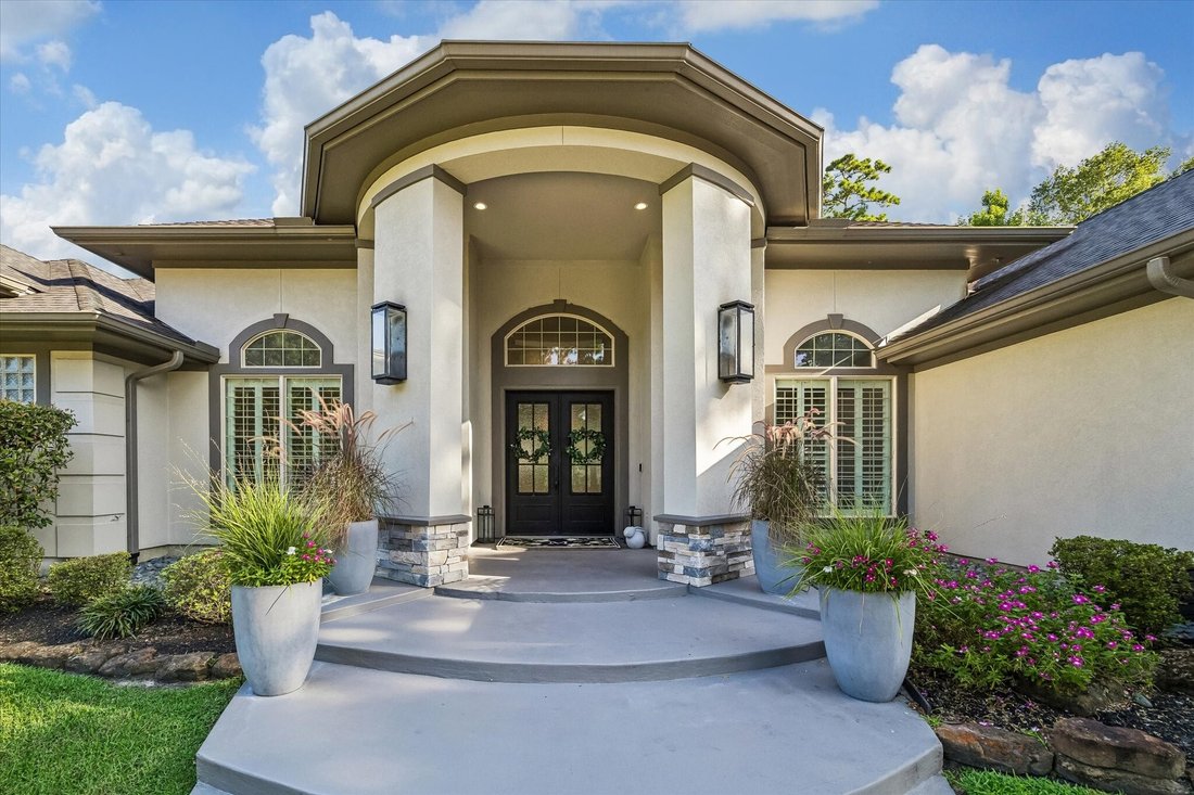 House in Humble, Texas, United States 3 - 18331935