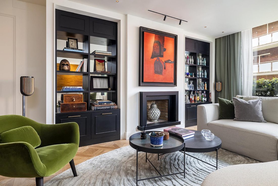 Apartment in Sarrià-Sant Gervasi, Barcelona, Spain 1 - 18327985