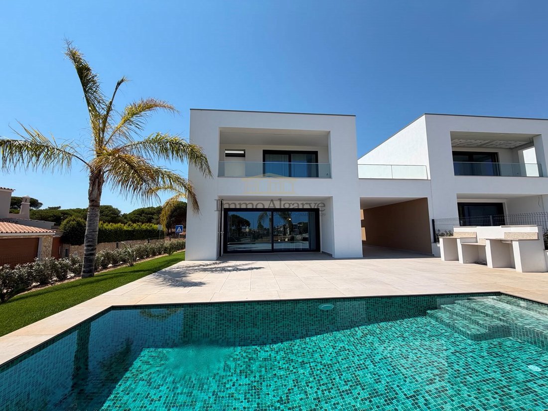 House in Quarteira, Algarve, Portugal 2 - 18328199