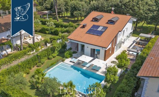 Villa en Motrone, Pietrasanta, Italia 1