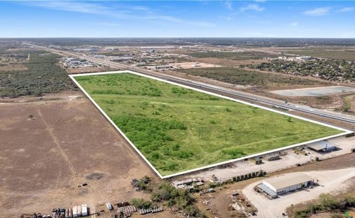Land in Inez, Texas, United States 1