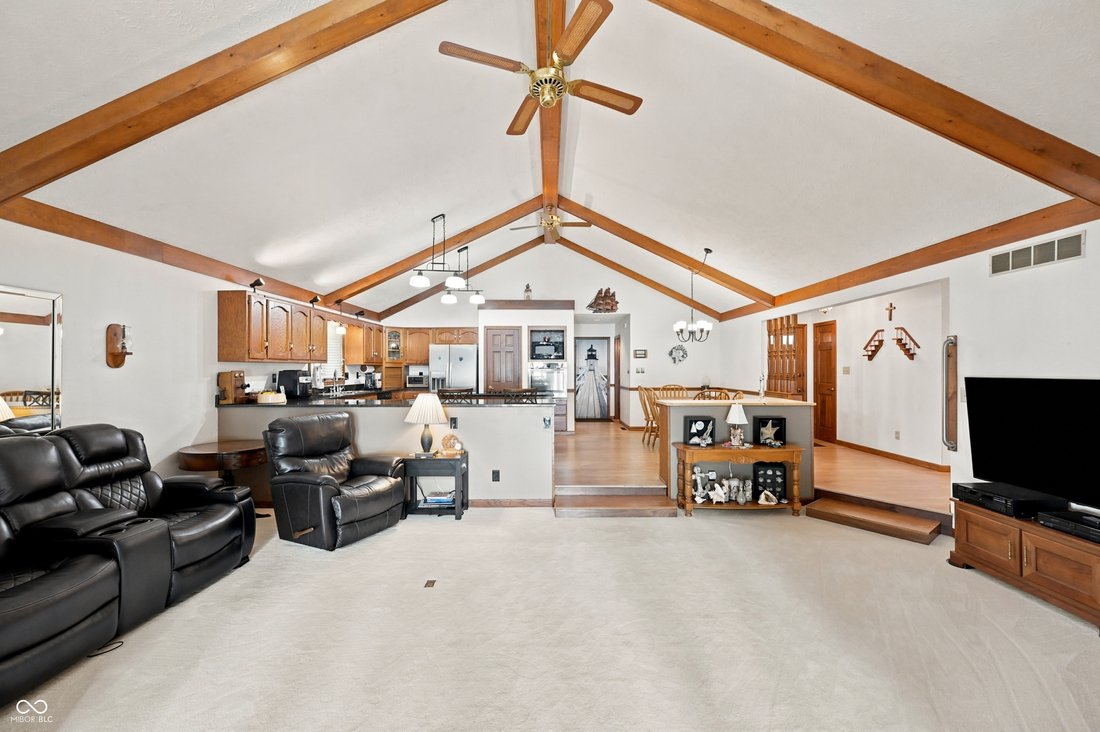 House in Coatesville, Indiana, United States 3 - 18329231