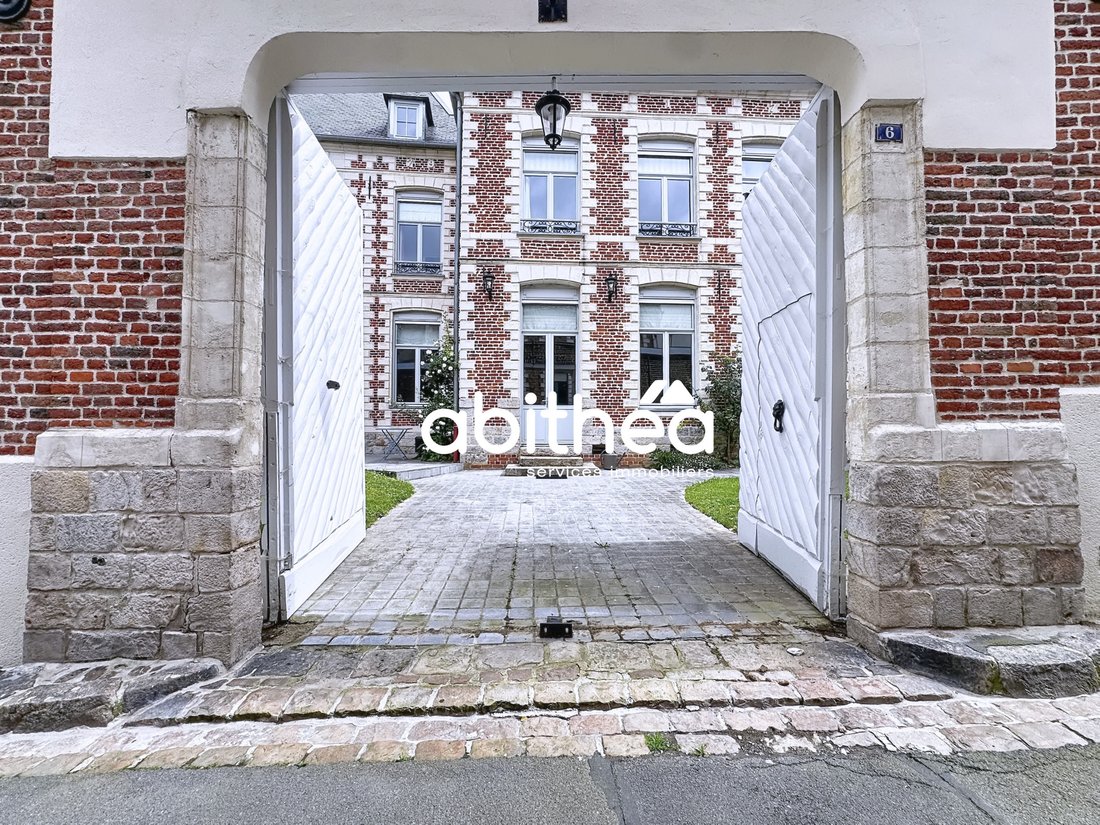 Estate in Prefecture, Arras, France 4 - 18327833