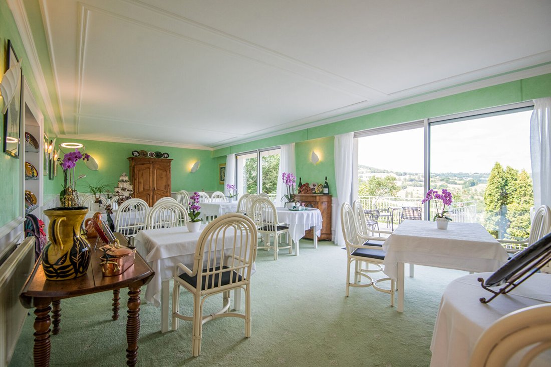 Villa in Saint-Vincent-du-Pendit, Occitania, France 5 - 18064904