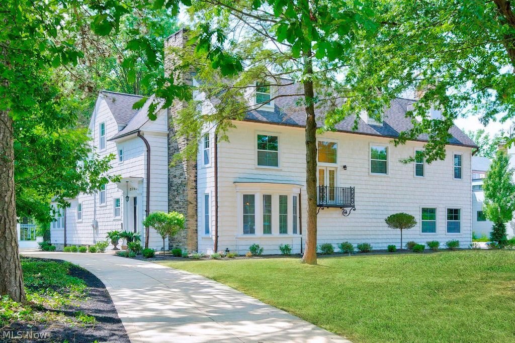 House in Cleveland, Ohio, United States 1 - 18332333