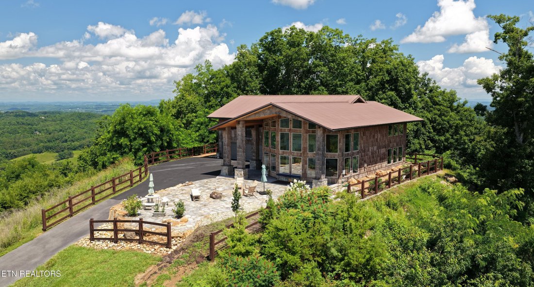 Sevierville, Tennessee, United States 5 - 15856598