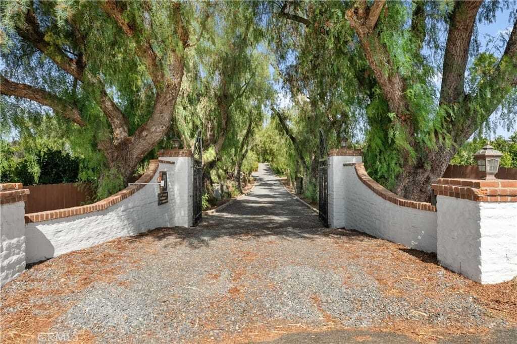 Valley Center, California, United States 4 - 17848689