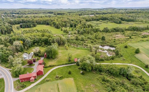 House in Modena, New York, United States 1