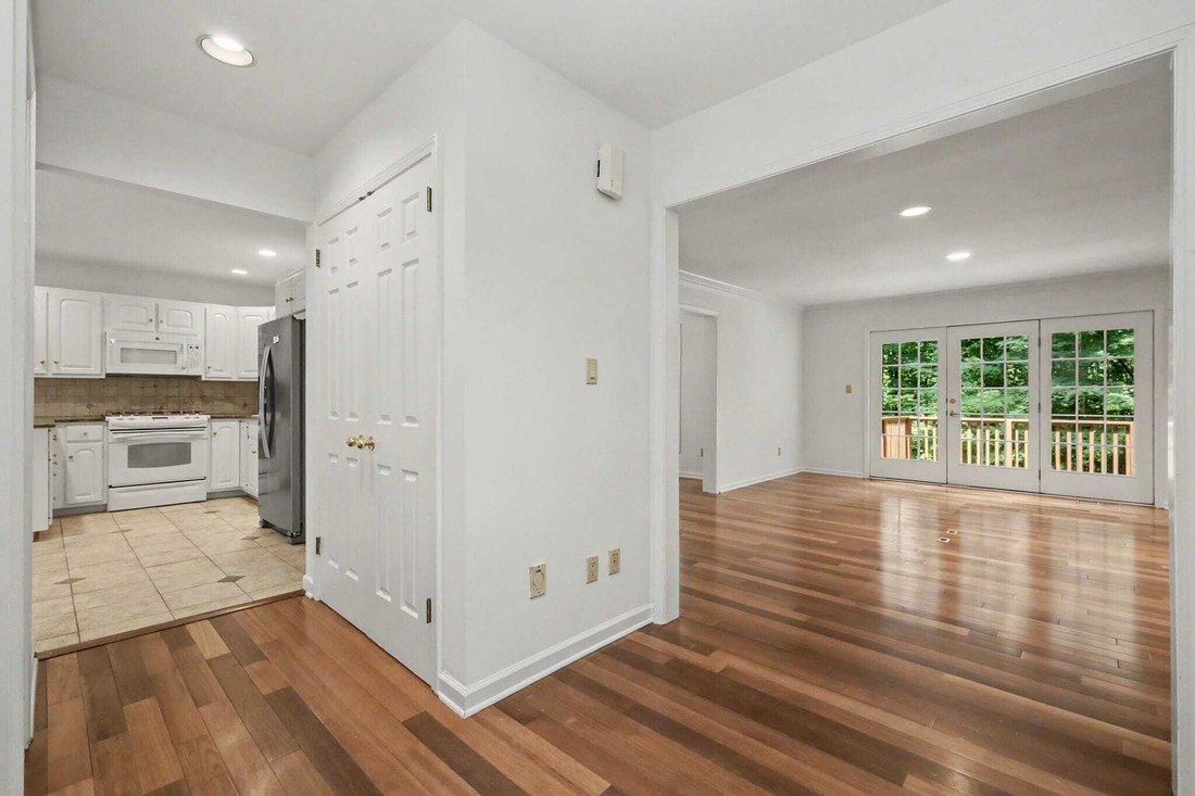 House in Mount Kisco, New York, United States 4 - 18287753