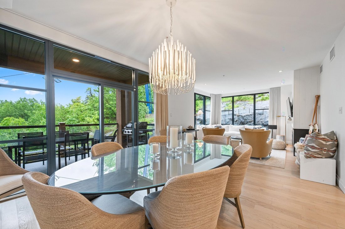 Condo in Mont-Tremblant, Quebec, Canada 2 - 18331791