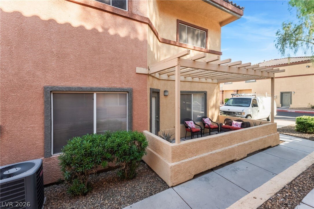 Las Vegas, Nevada, United States 3 - 18330000