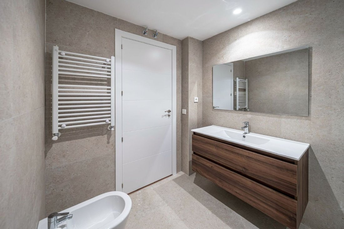 Apartment in Barrio Salamanca, Madrid, Spain 2 - 18331730