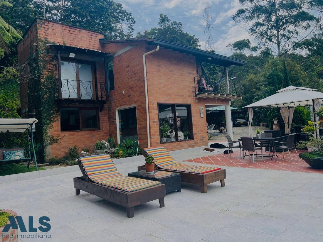 Finca in Caldas, Caldas, Colombia 1 - 18327348