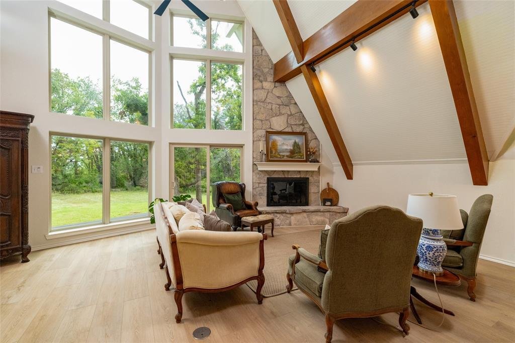 House in Paradise, Texas, United States 3 - 18331513