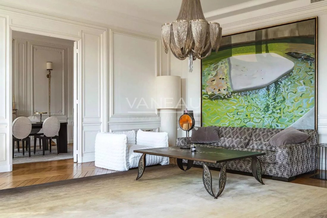 Apartment in Porte Dauphine, Paris 16e Arrondissement, Paris 4 - 17797431