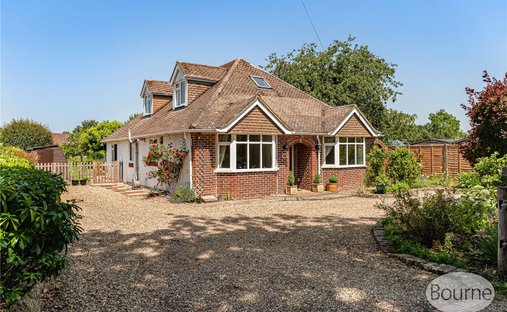 Bungalow in Normandy, England 1