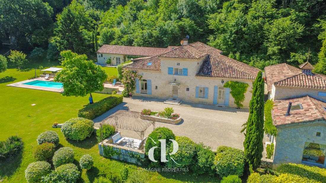 Estate in Saint-Clar, Occitania, France 1 - 18330997