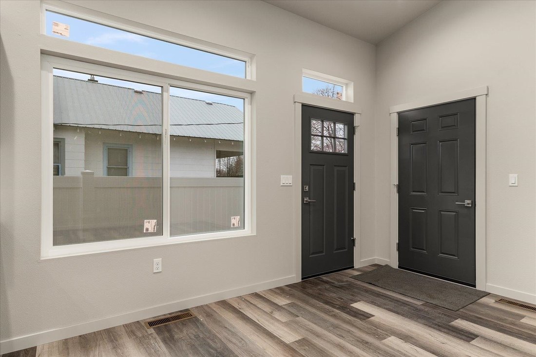 Spokane Valley, Washington, United States 5 - 18329104