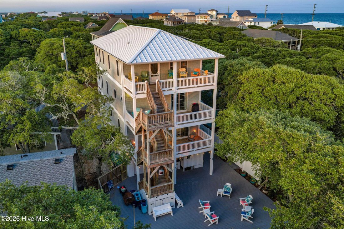 House in Surf City, North Carolina, United States 2 - 17868505