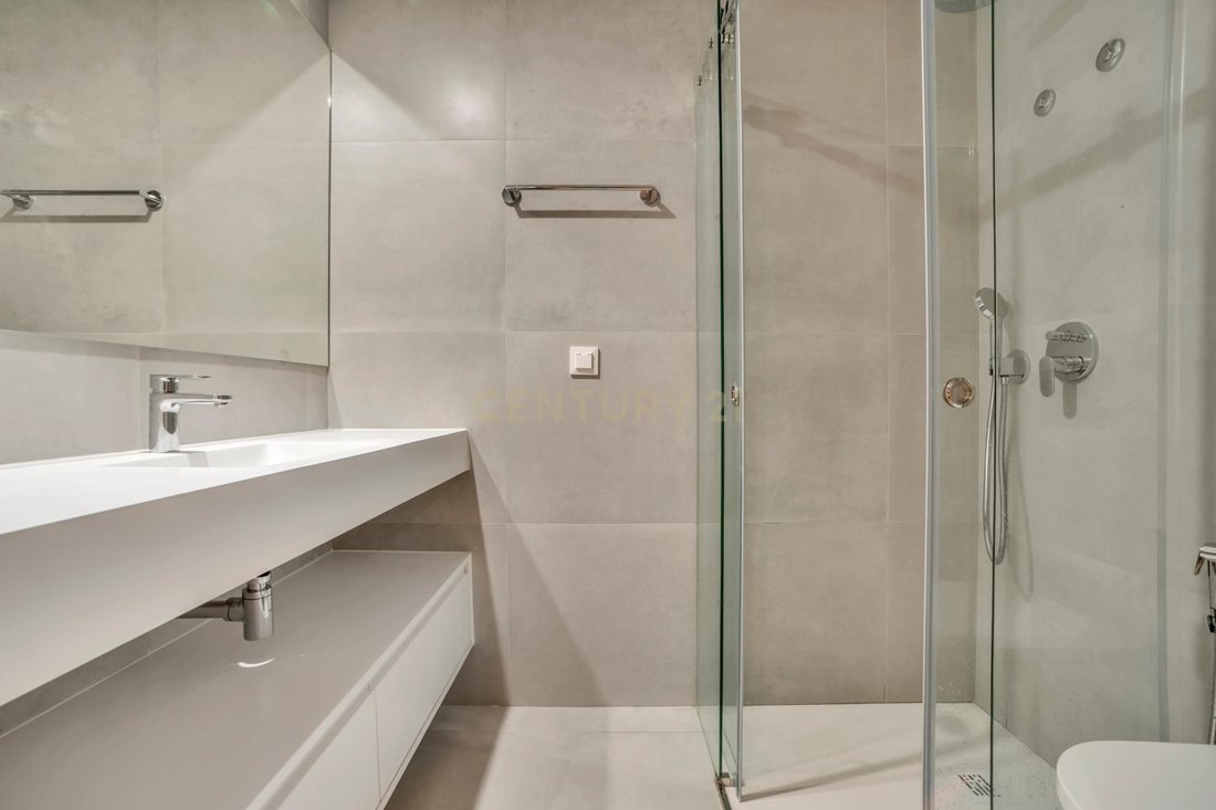 Apartment in Estoril, Cascais e Estoril, Lisbon 5 - 15670847