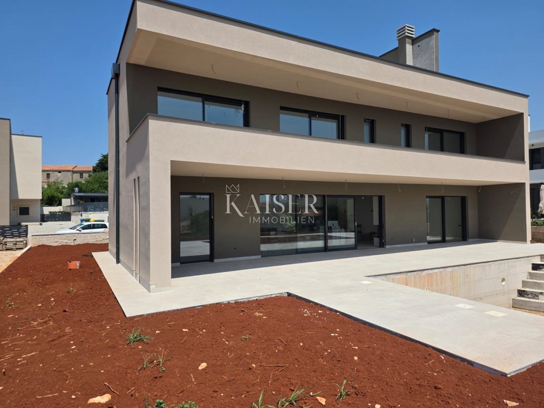 Villa in Porec, Istria County, Croatia 1 - 13451207