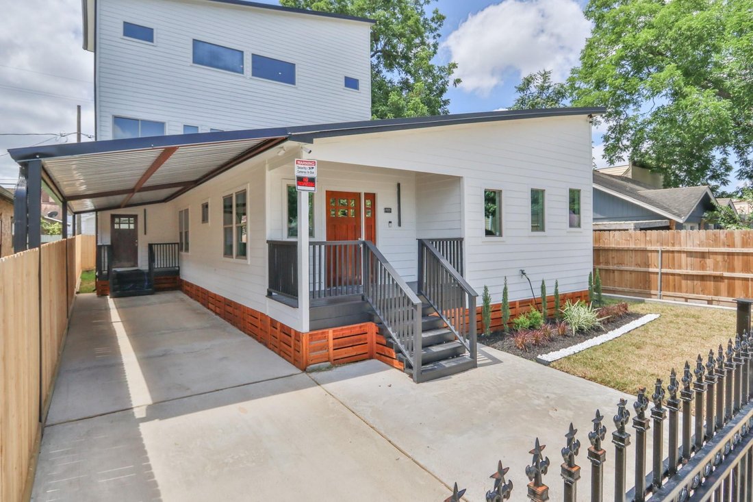 House in Houston, Texas, United States 3 - 18331265