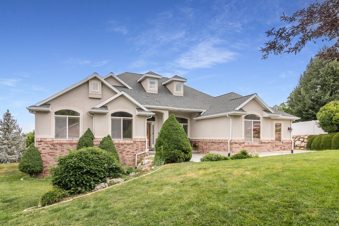 House in North Salt Lake, Utah, United States 2 - 18330631