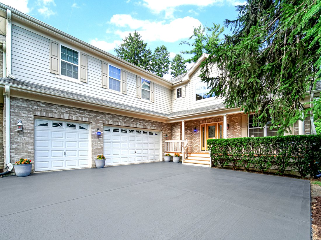 House in Palatine, Illinois, United States 1 - 18330145