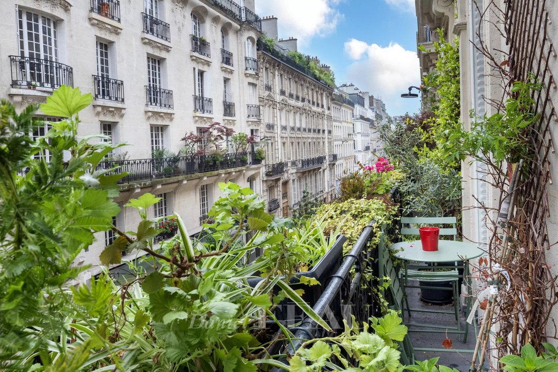Apartment in Clichy-Trinité, Paris 9e Arrondissement, Paris 2 - 18331921