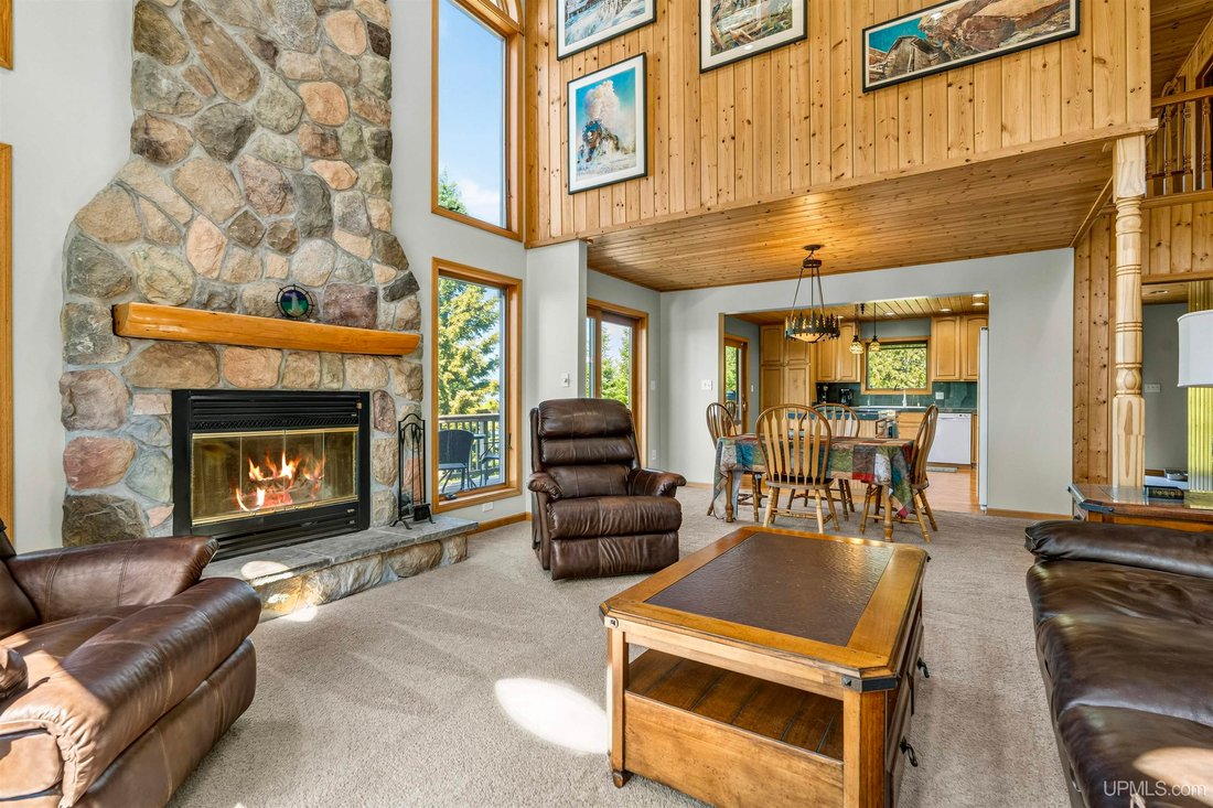 House in Eagle Harbor, Michigan, United States 4 - 18326798