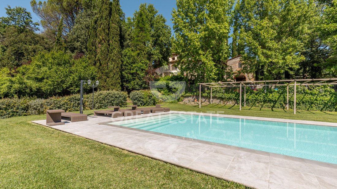 Estate in Laterina Pergine Valdarno, Tuscany, Italy 1 - 18329356