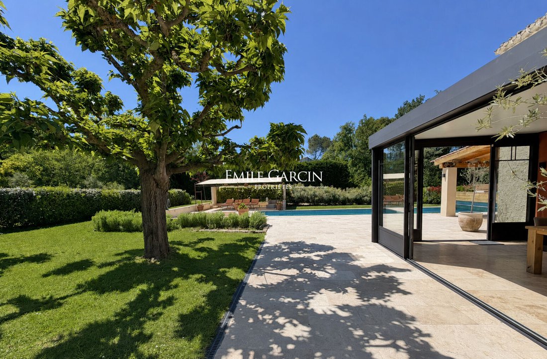 Villa in Granettes-Jauberte-Sainte Anne, Aix-en-Provence, France 3 - 16908504