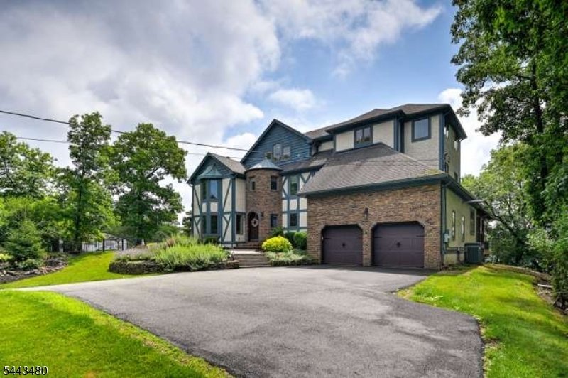 House in Sparta, New Jersey, United States 4 - 18332226